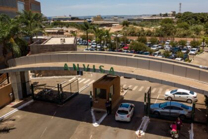 Anvisa determina apreensão de lotes de medicamentos falsificados